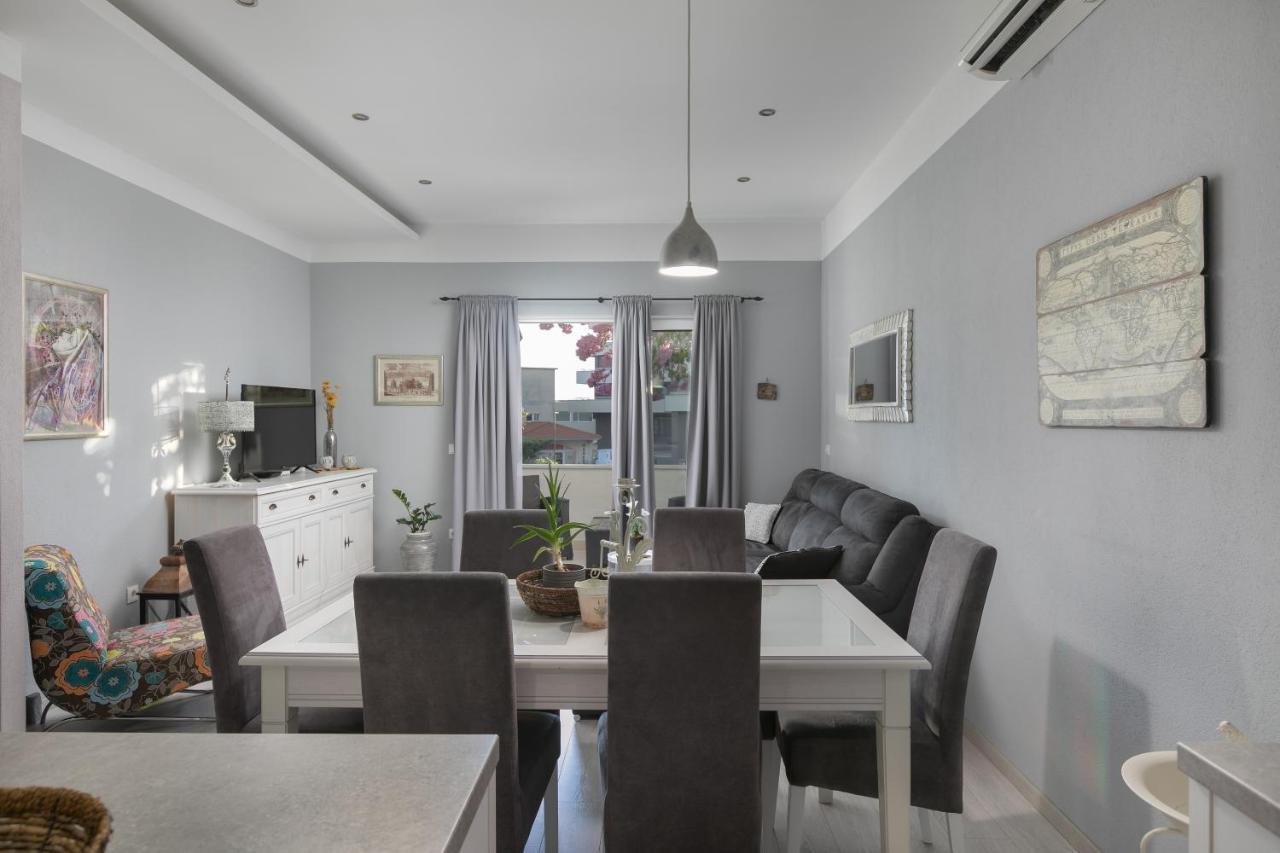 פודגורה Apartmani Dijana מראה חיצוני תמונה