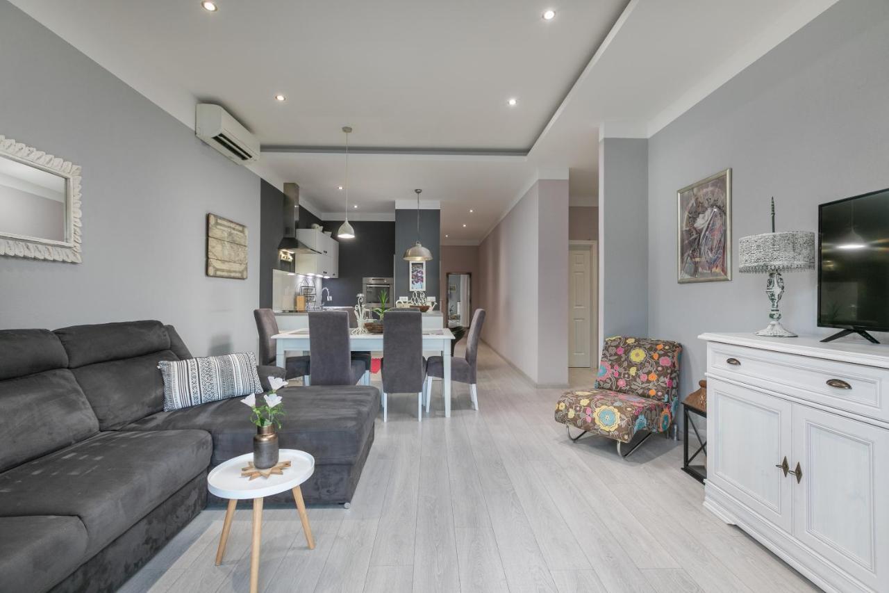 פודגורה Apartmani Dijana מראה חיצוני תמונה