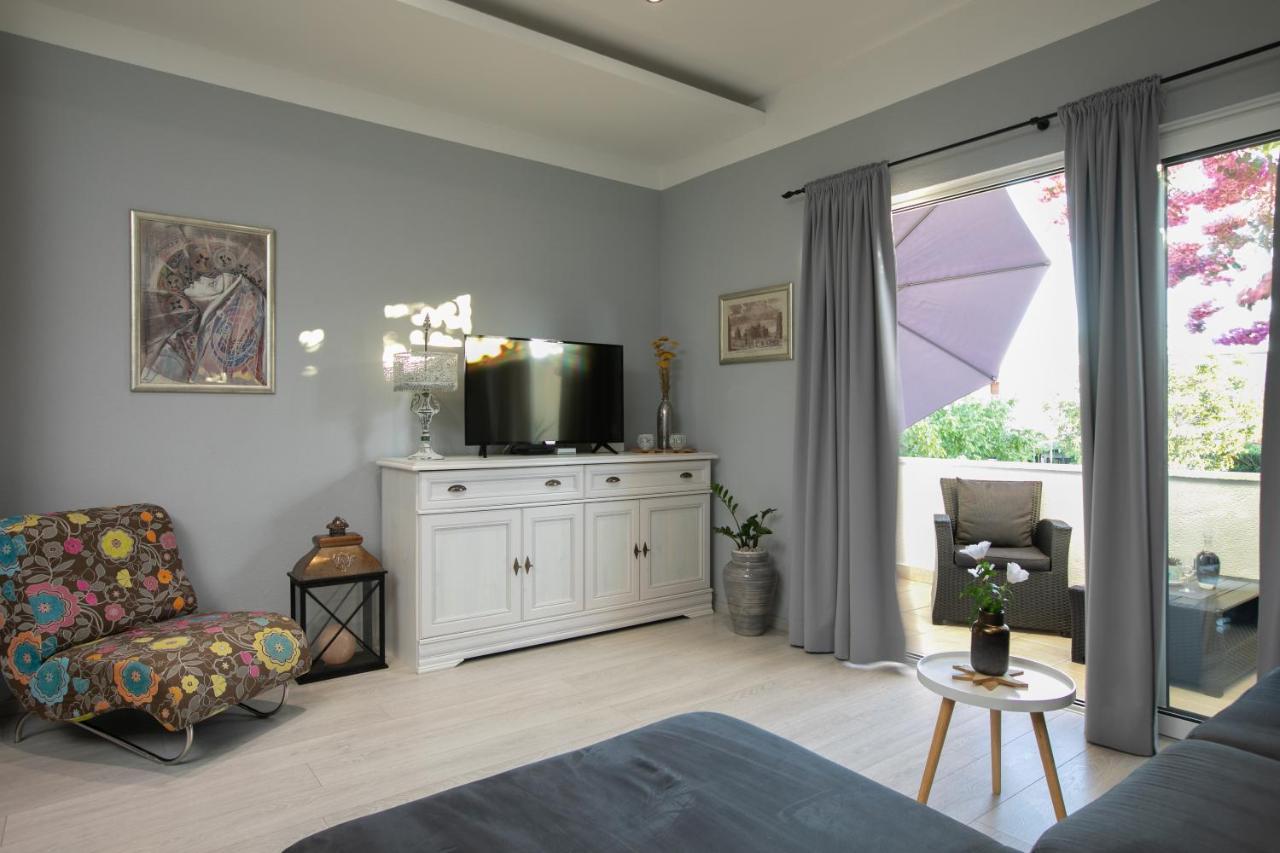 פודגורה Apartmani Dijana מראה חיצוני תמונה