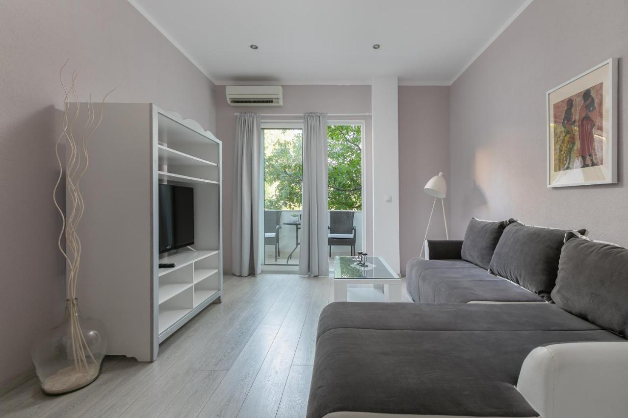 פודגורה Apartmani Dijana מראה חיצוני תמונה