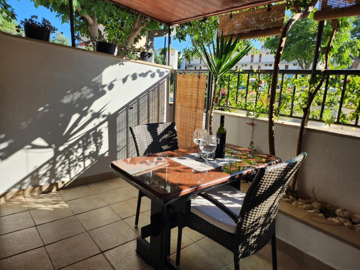 פודגורה Apartmani Dijana מראה חיצוני תמונה