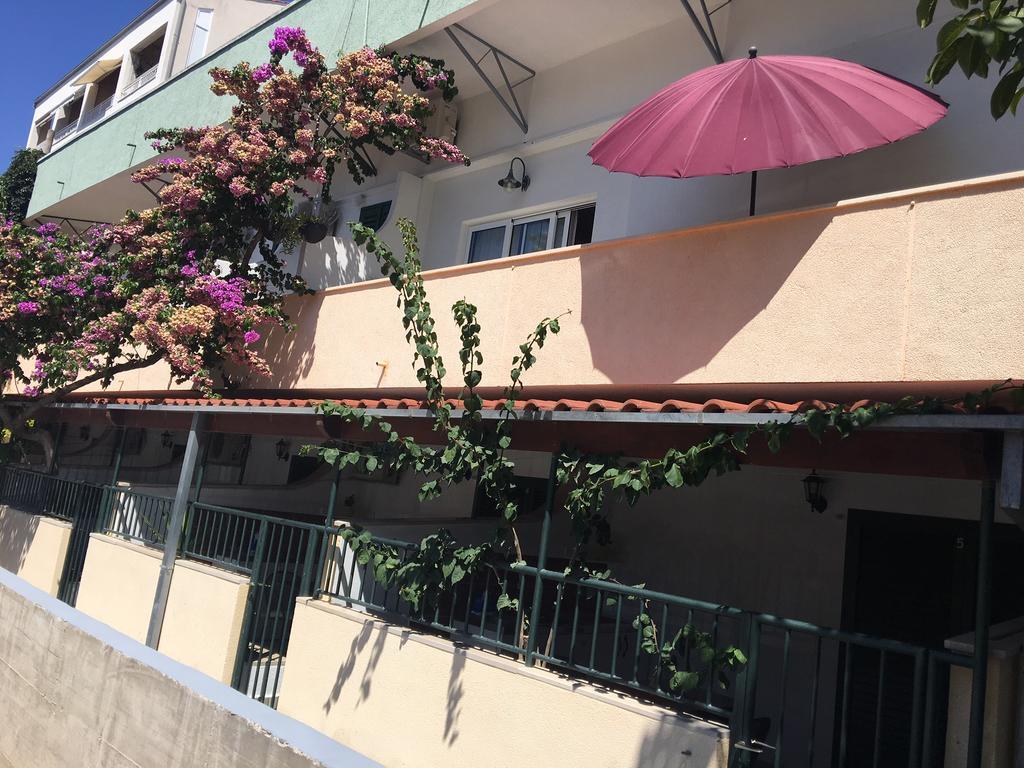 פודגורה Apartmani Dijana מראה חיצוני תמונה